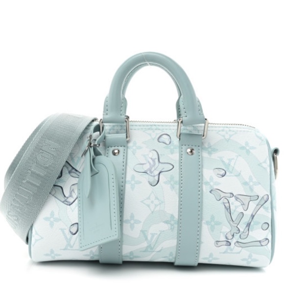 Crossbody - Picture 4 of 16